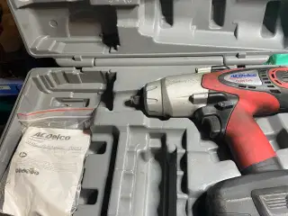 Bore skrue maskine og slagnøgle maskine 