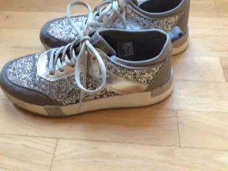 Sølvglimmer sneakers 