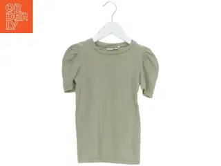 Grøn T-Shirt med pufærmer fra Name It (str. 122)