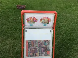 Salgsvogn med bukke skilt