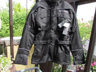 MC jakke str L (str 57 - 58 cm) helt ny/ubrugt