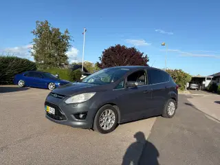 FORD C-max van