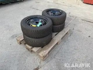 Dæk med fælg Goodyear Ultragrip Ice2