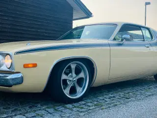 73’ Plymouth Sattelite SP V8.. 