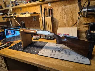 Benelli U828 12/76