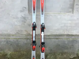 carving ski