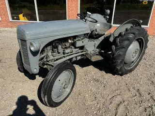 Ferguson Grå Ferguson traktor