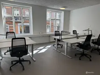 Dejligt kontor på Østerbro udlejes