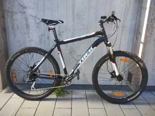 Trek 4 Series mountainbike Medium