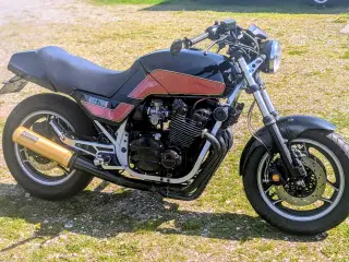 Suzuki gsx750se 