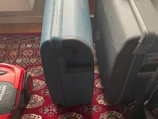 2 ældre kufferter 