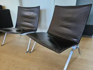 PK22 stole i sort læder