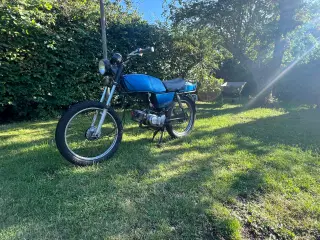 Suzuki dm50