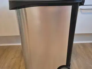Flot foderbeholder til tørfoder
