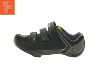 Cykelsko Specialized fra Specialized (str. 45 )