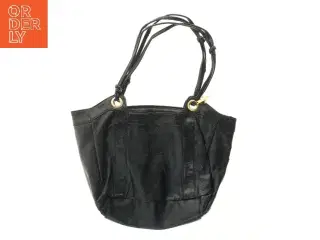 Sort skuldertaske med metalringe fra Friis & Company (str. 42x34 cm)