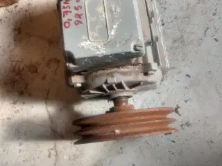Elmotor