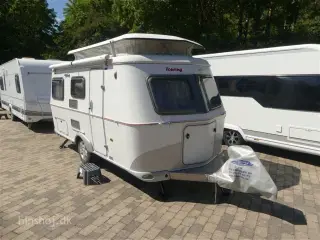 2013 - Hymer Touring Troll 550   Fin livstil vogn med god plads fra Hinshøj Caravan A/S