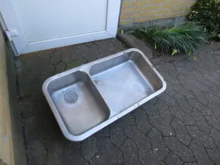 1 stk Rustfristålvask 