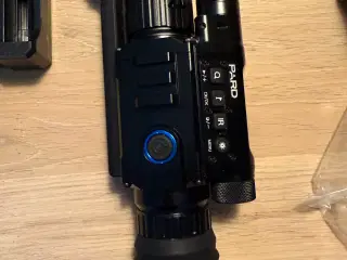 PARD natkikkert med original Blaser montage