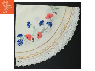 Broderet borddug med blomster (str. Ø. 48 cm)