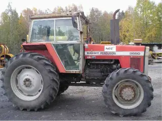 Søges MF Massey Ferguson 2680 med 4wd