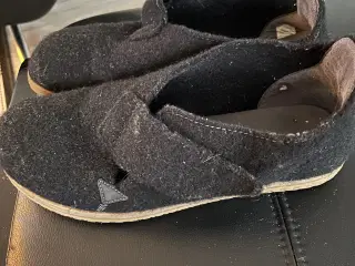 Sorte New Feet hjemmesko