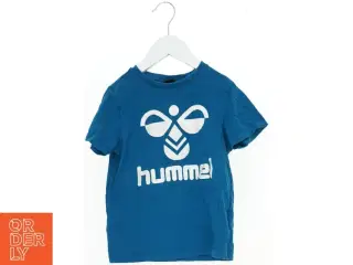 T-Shirt fra Hummel (str. 104 cm)