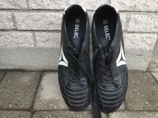 Select fodboldstøvler