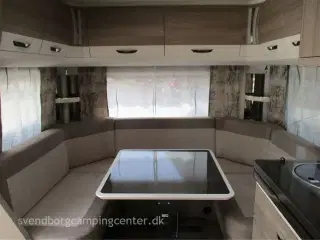 2022 - Hobby Prestige 540 UL   Der medfølger en Truma smart A mover inkl. Batteri, Lader og montering.