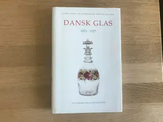 Dansk Glas 1825-1925