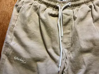 Globe Studio Casual Pants, str. S