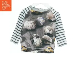 Langærmet bluse med fodboldprint fra Molo (str. 80)