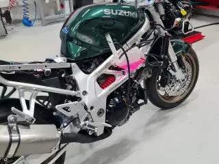 Suzuki TL1000S