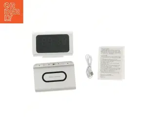 Trådløs oplader og ur (str. 17,5x12,5 cm)