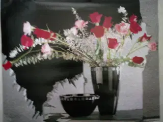 Vase med rose  10 kr. NY
