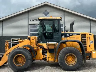 Hyundai 757-9A XTD med lan-arm. En-ejeres maskine med Lock-UP.