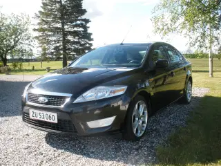 Ford Mondeo 2,0 I 5 dørs