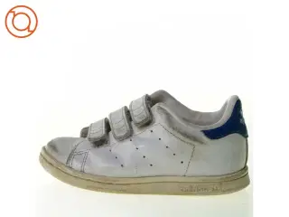 Sko fra Adidas (str. 18 cm)