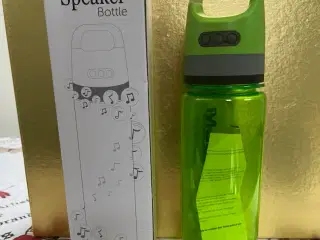 Drikkedunk med Bluetooth musik i låget