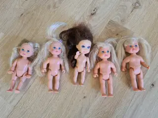 5 små dukker