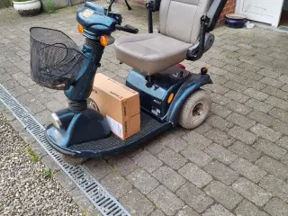 Elscooter Karma 737-2