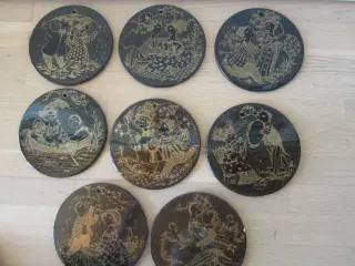 Bjørn Wiinblad sorte/guld platter   samlet