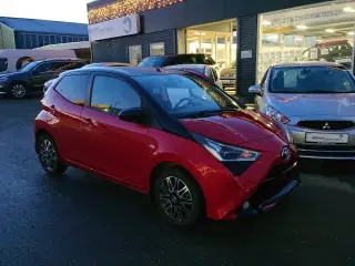 Toyota Aygo 1,0 VVT-i x-clusiv