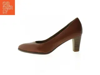 Brune pumps fra Tamaris (str. 39)
