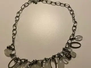 Dyrberg kern halskæde og armbånd