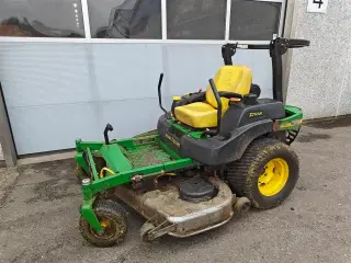 John Deere ZTRAK 737