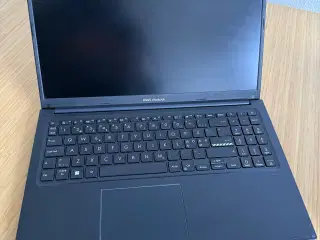 Asus Vivobook 15 x1504 - 1TB Nvme, 16Gb Ram