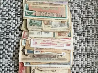gamle pengesedler fra hele verden