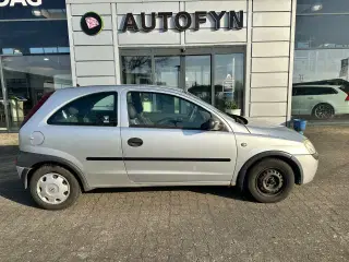 Opel Corsa 1,2 16V Comfort